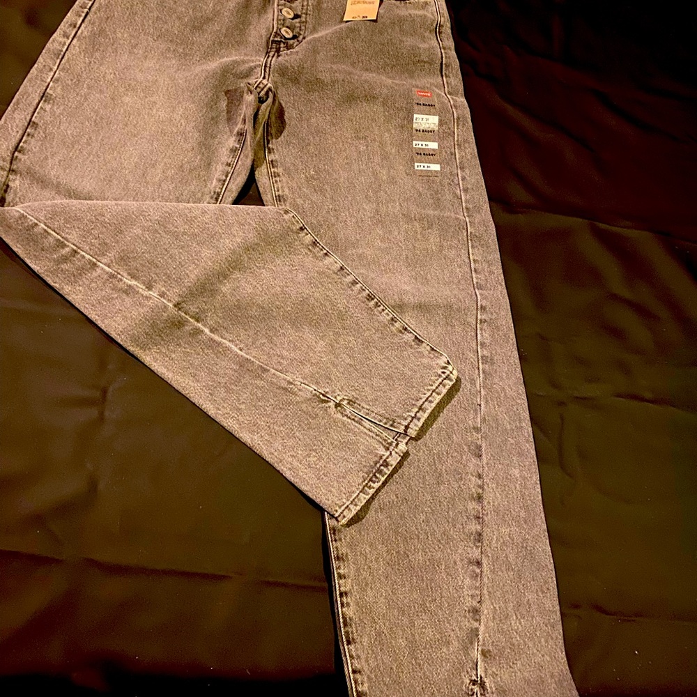 Levi ‘94 Baggy twisted mid rise women’s jean
